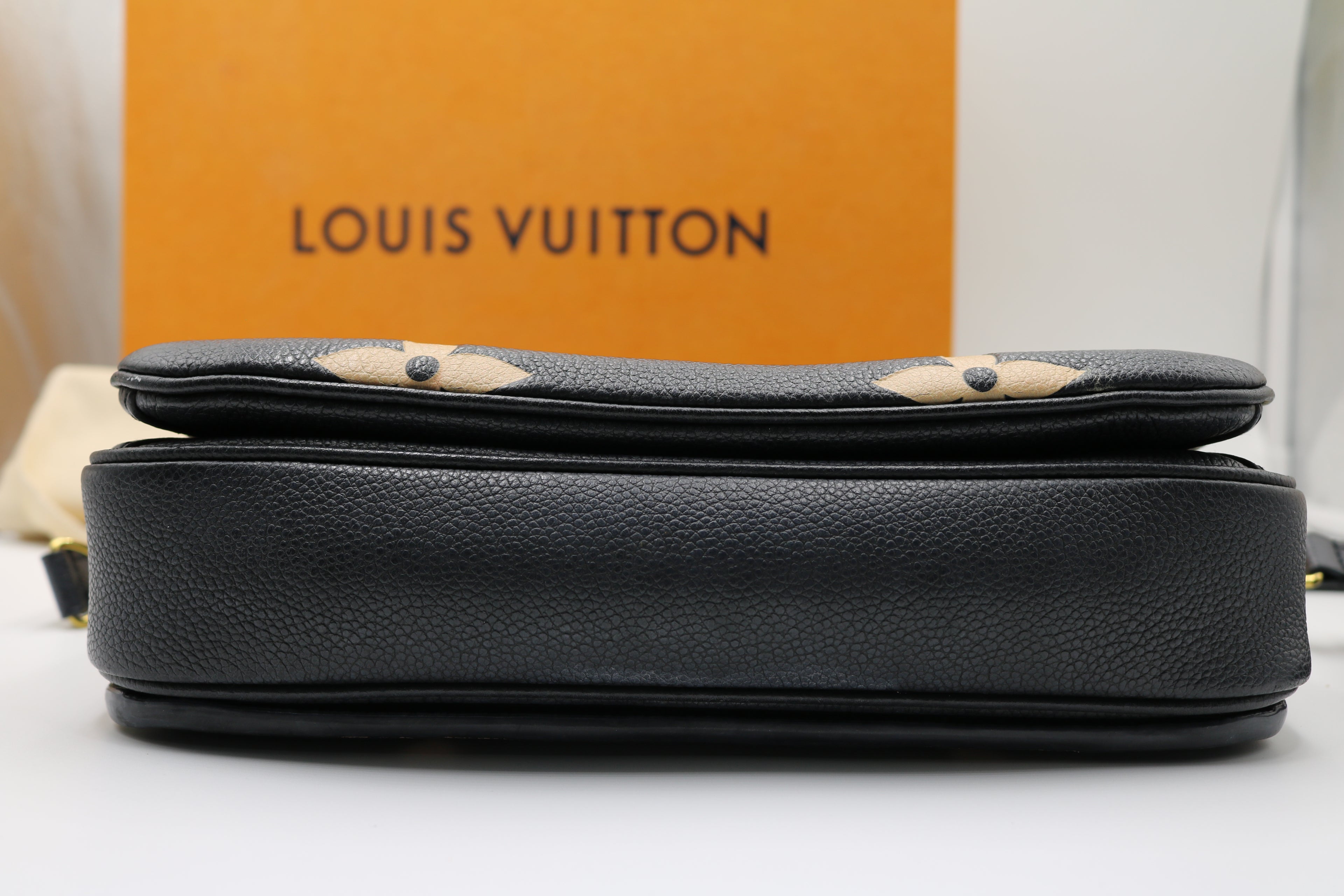 Louis Vuitton Pochette Métis 2 Way Bag- Monogram Empreinte