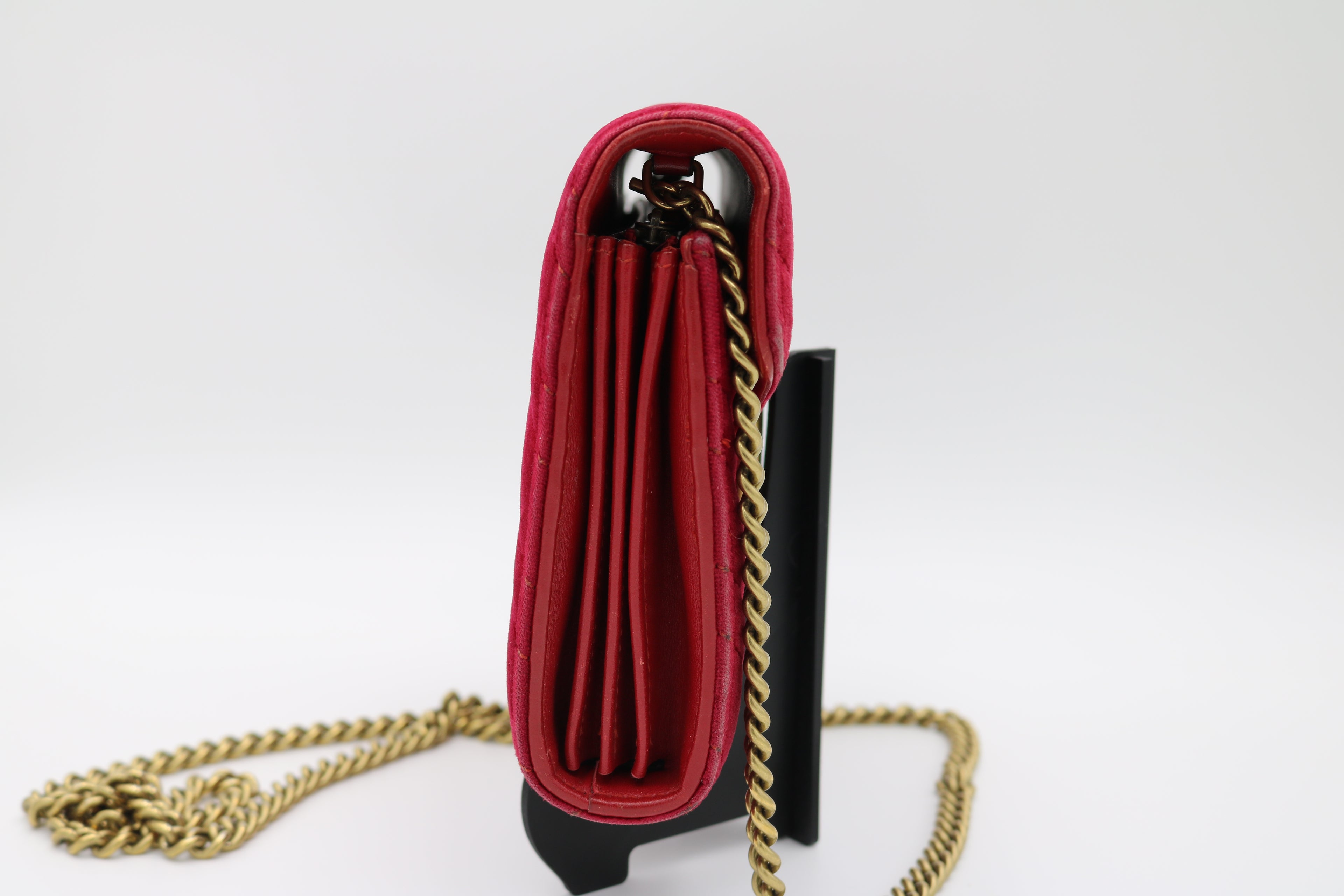 Gucci GG Marmont Wallet on Chain (WOC)- Hibiscus Red Velvet