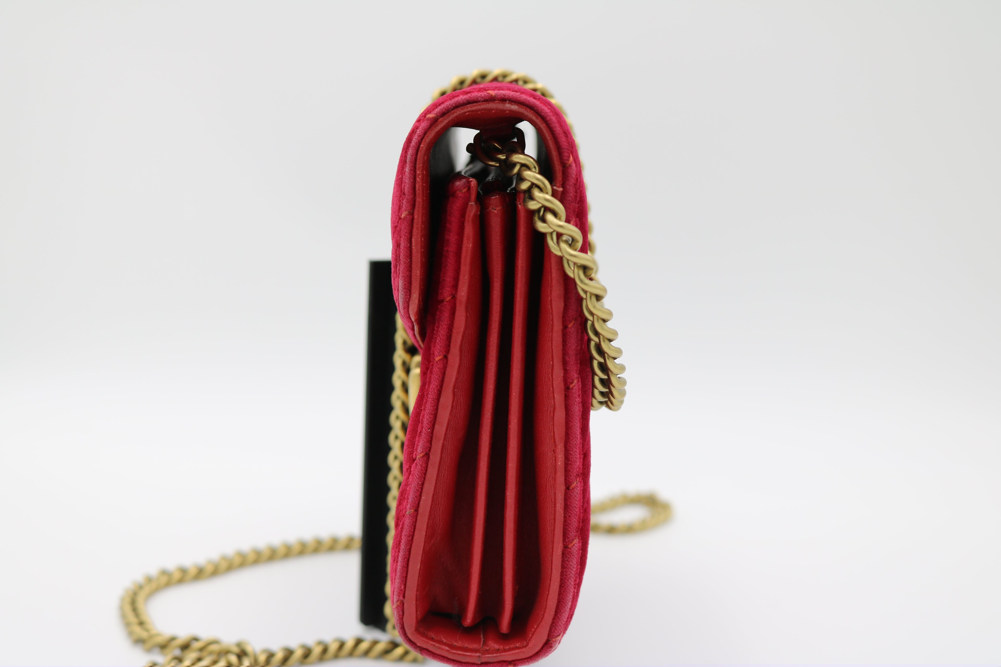Gucci GG Marmont Wallet on Chain (WOC)- Hibiscus Red Velvet
