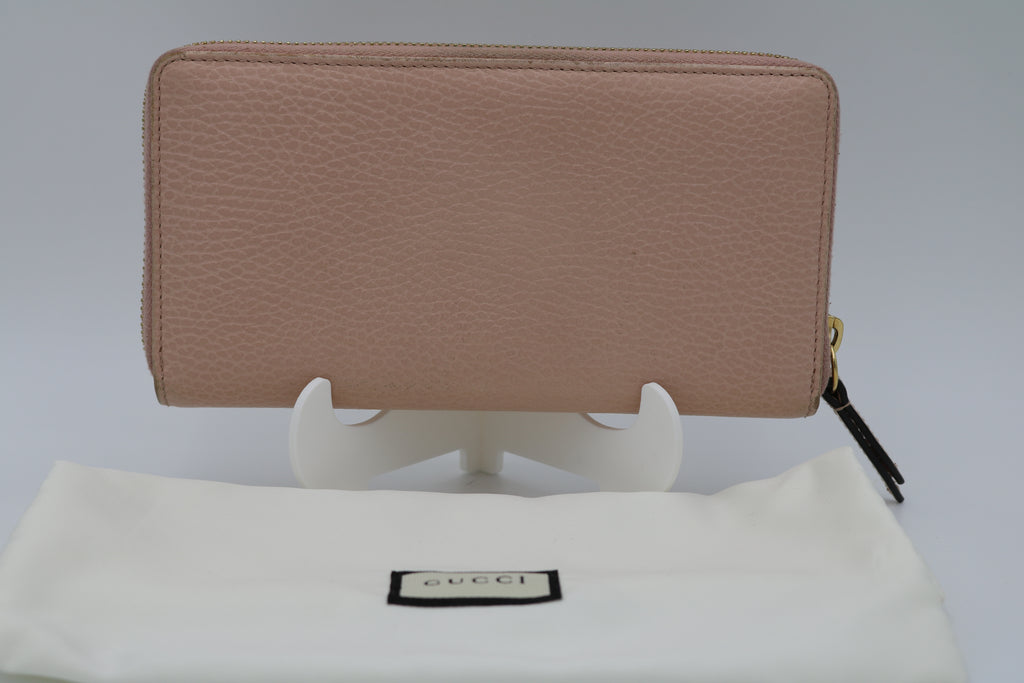 Gucci GG Marmont zip around wallet- Blush Pink