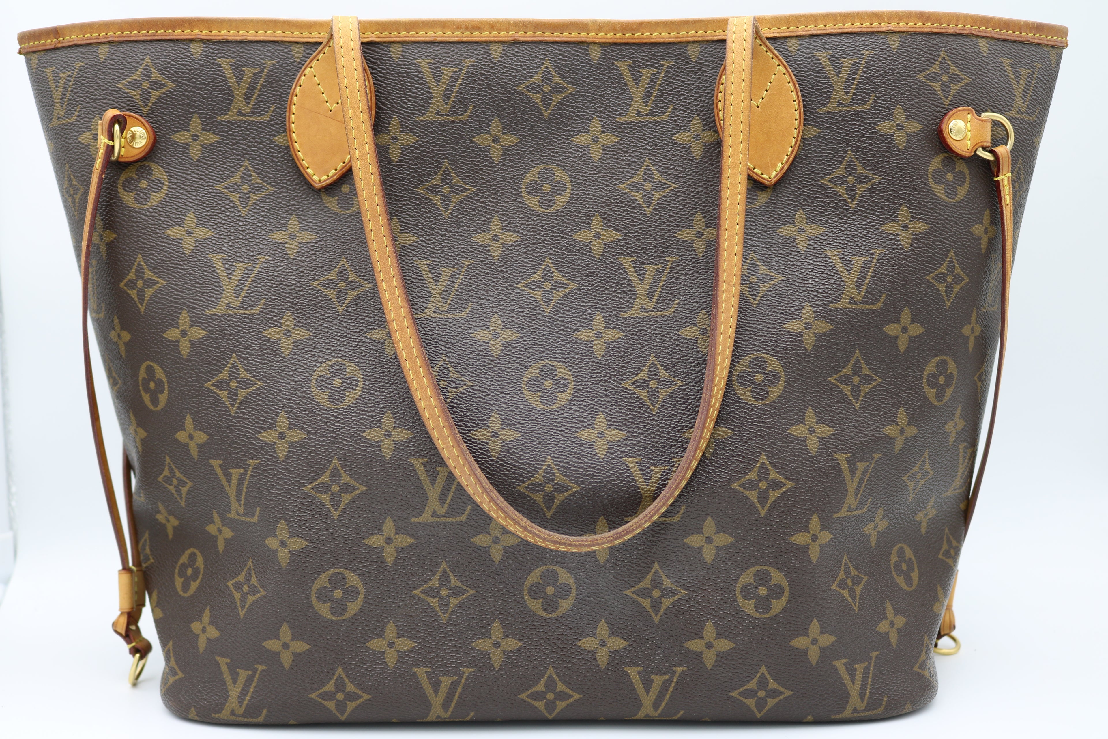 Louis Vuitton Neverfull Monogram Tote MM M40156