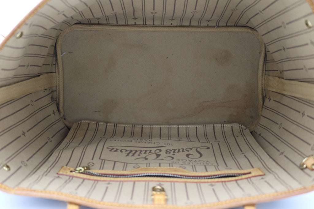 Louis Vuitton Neverfull Monogram Tote MM M40156