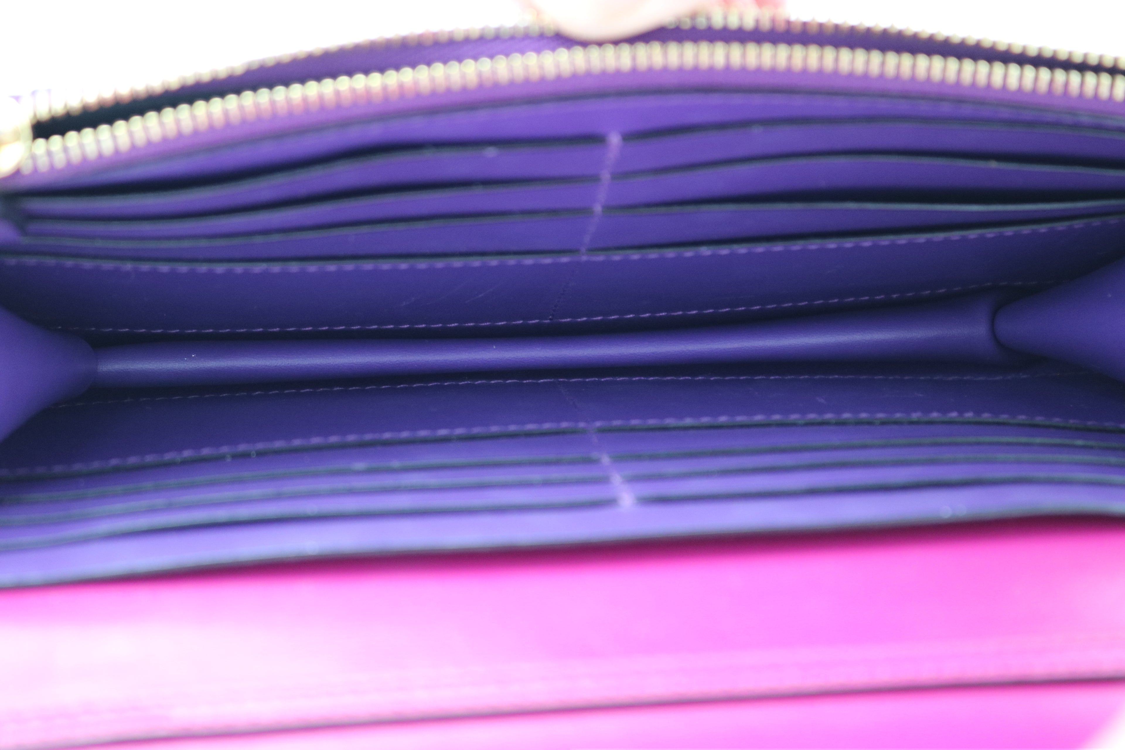 Bvlgari Wallet on Chain- Leather Serpenti Pink